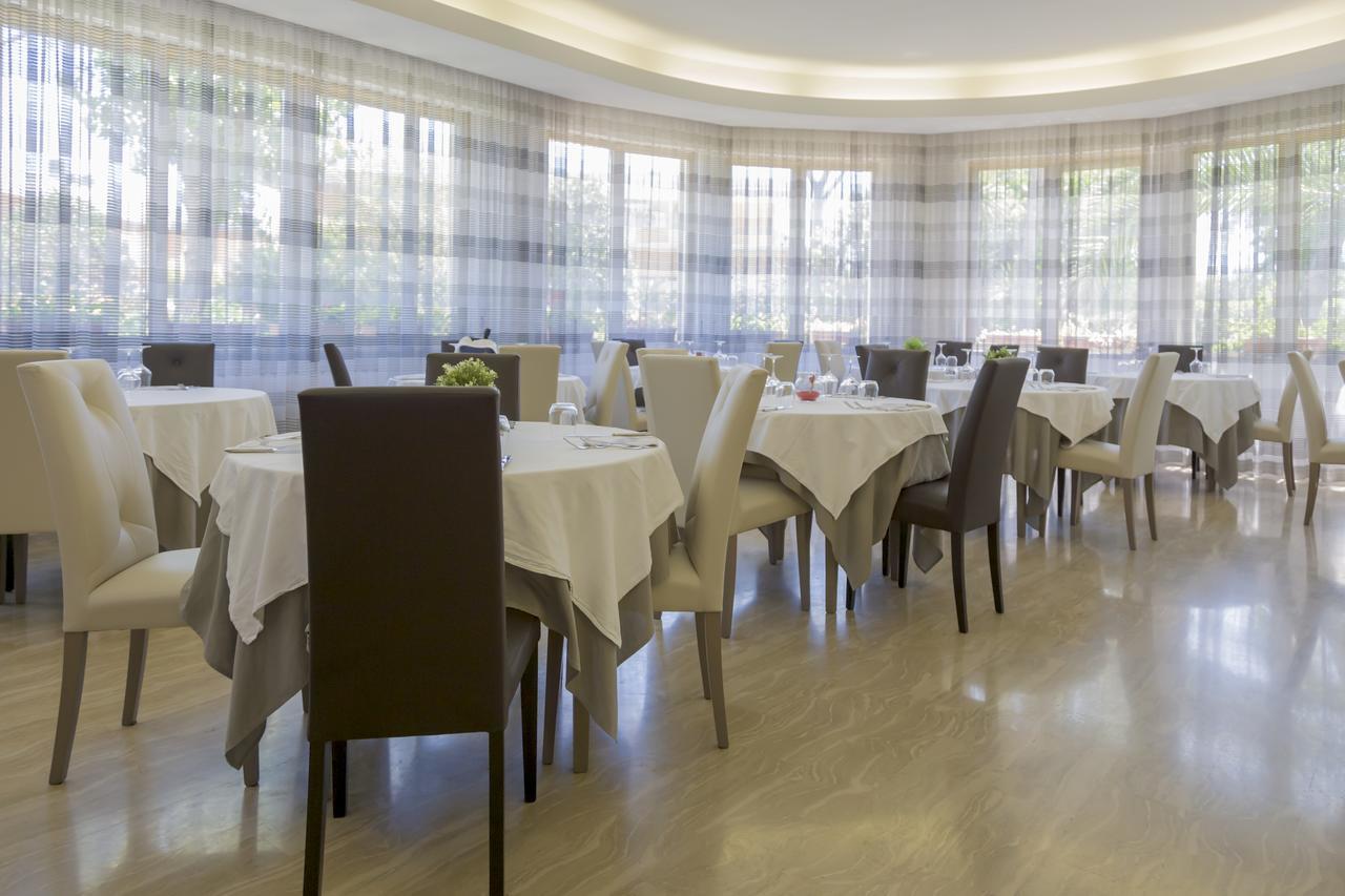 Hotel Kon Tiki Numana Ngoại thất bức ảnh