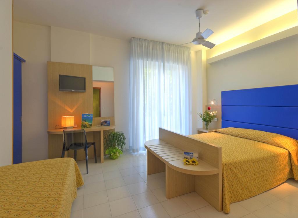Hotel Kon Tiki Numana Phòng bức ảnh